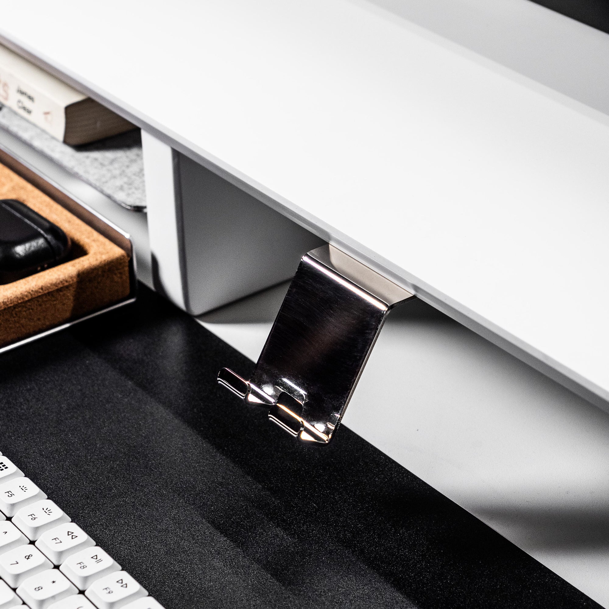 Desk Shelf Cockpit | White